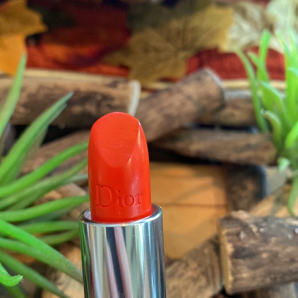 2nd - Dior #543 Rendezvous Lipstick - Picture 2 of 6